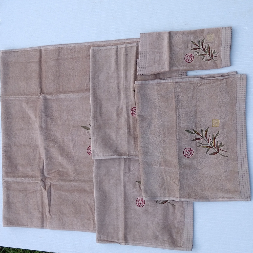 Towel Set of 5 by Creative Bath - 100% cotton